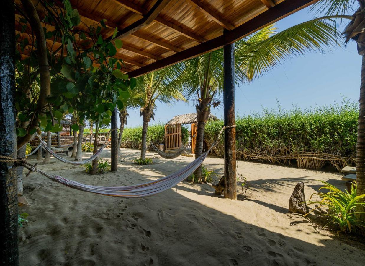 Las Olas Mancora Exterior photo