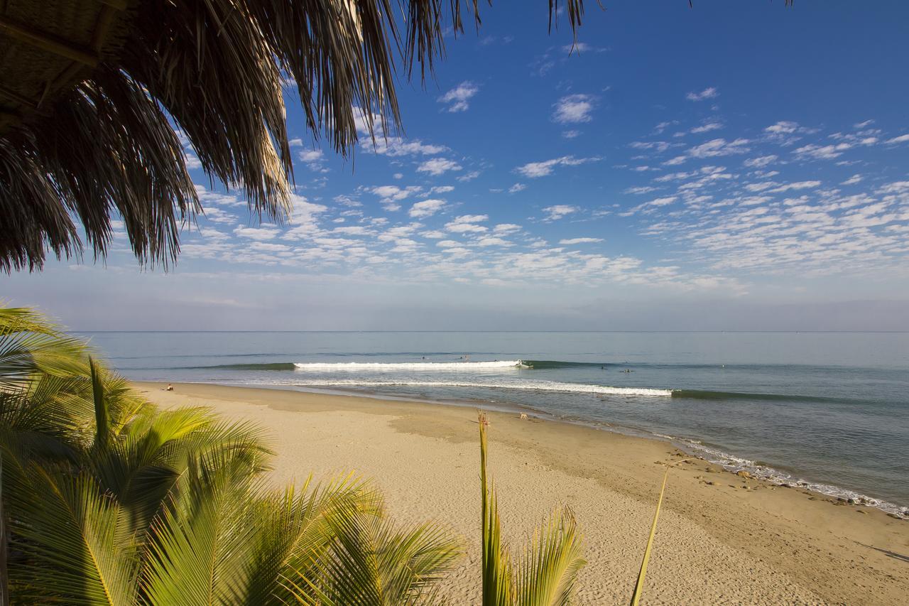 Las Olas Mancora Exterior photo