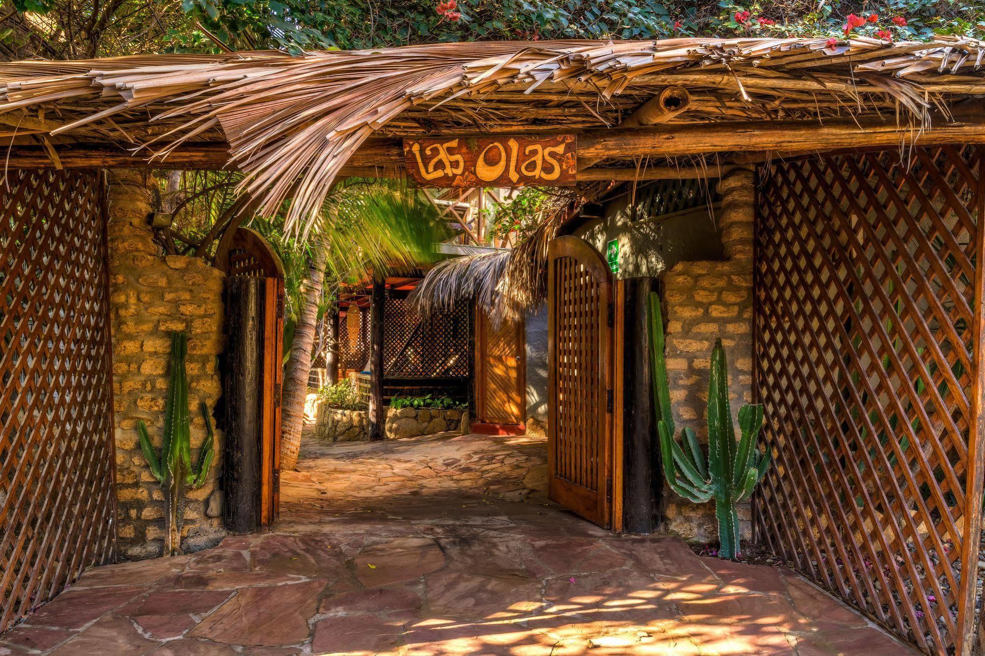 Las Olas Mancora Exterior photo
